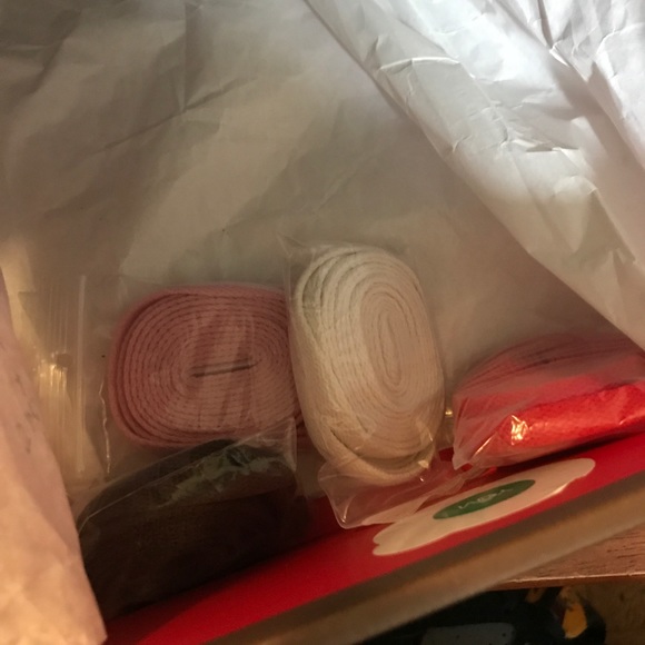 Travis Scott Jordan 1 - Picture 3 of 7